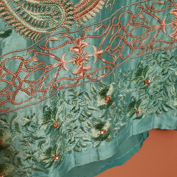 Aga Noor small silk shirt - Picture 5 of 5